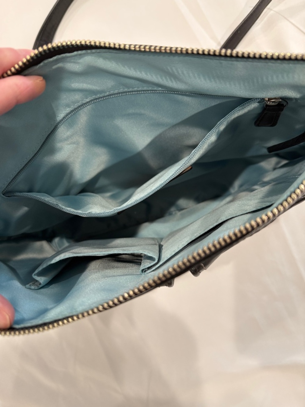 Coach Classic Black Leather Crossbody Bag - Picture 4 of 13